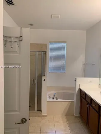 $3,500 | Paloma Lakes, Coconut Creek, FL 33073