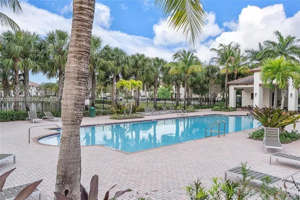 $3,500 | Paloma Lakes, Coconut Creek, FL 33073