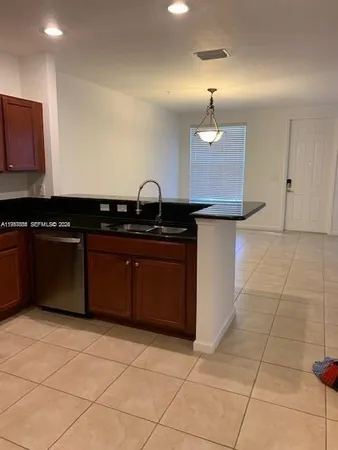 $3,500 | Paloma Lakes, Coconut Creek, FL 33073