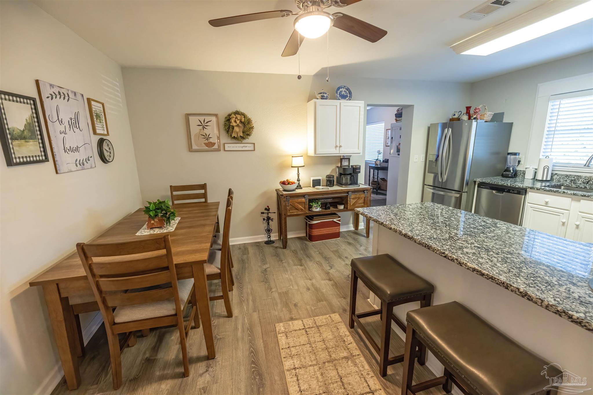 1148 West 9 & Half Mile Road Pensacola, FL 32534 - Photo 11 of 39