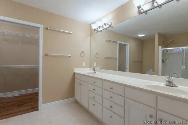 $399,900 | 5175 Vicus Castri, Osage Beach, MO 65065