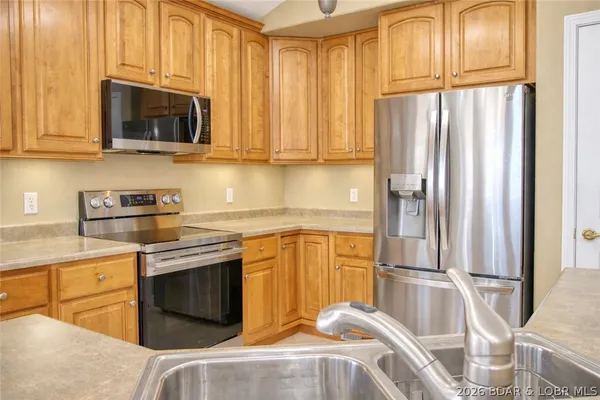 $399,900 | 5175 Vicus Castri, Osage Beach, MO 65065