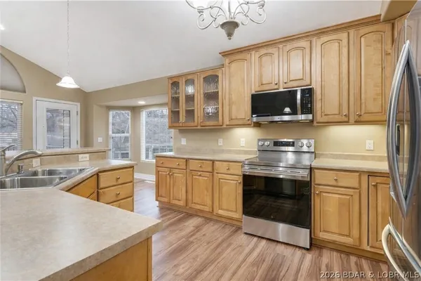 $399,900 | 5175 Vicus Castri, Osage Beach, MO 65065