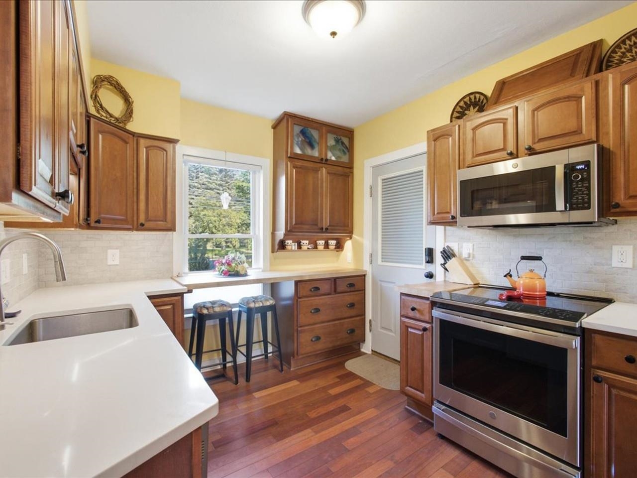 245 Loomis Street Burlington, VT 05401 - Photo 7 of 40
