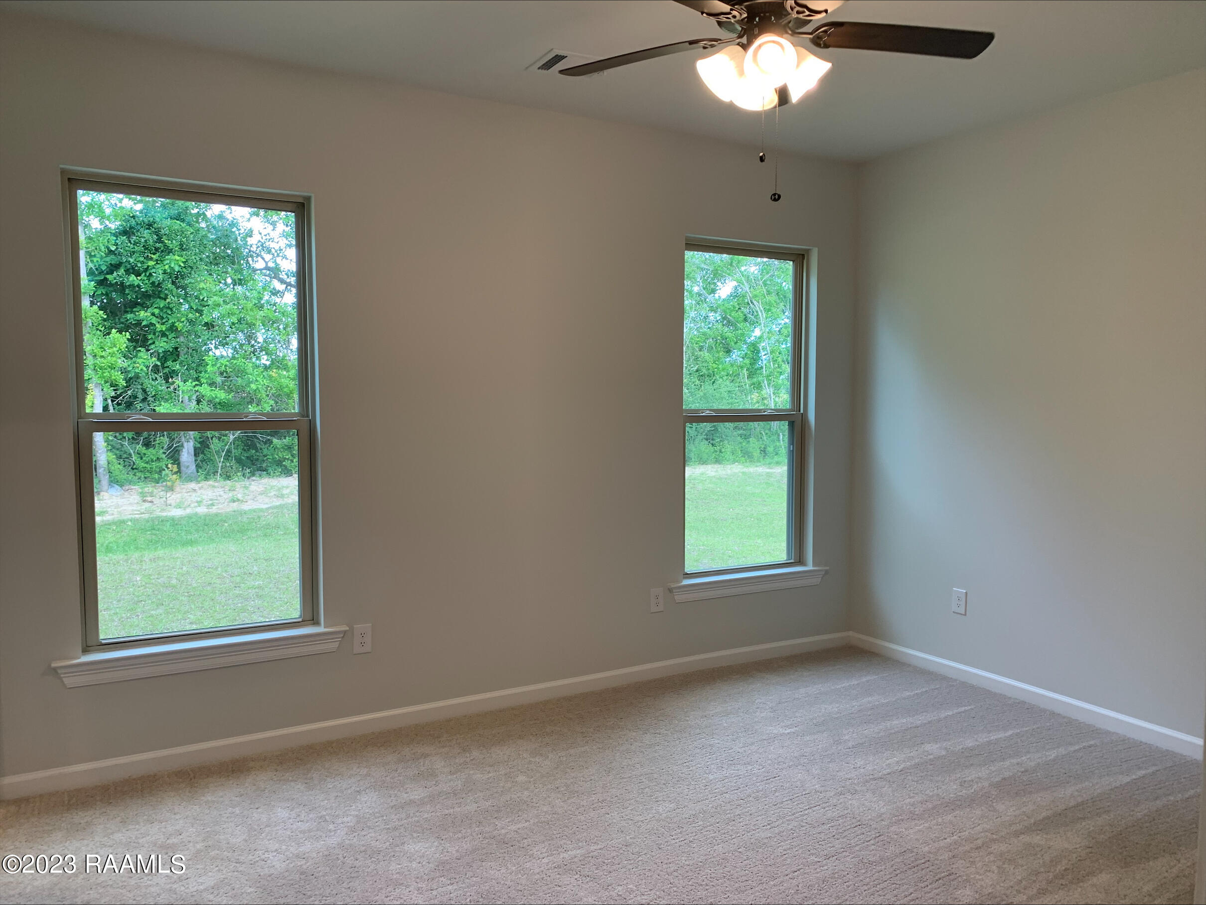 136 Lightbourne Drive Lafayette, LA 70506 - Photo 5 of 7 004 PRIMARY BDRM