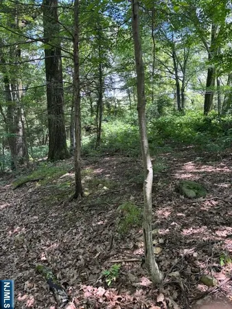 $129,500 | 28 Hillside Road, Wanaque, NJ 07465