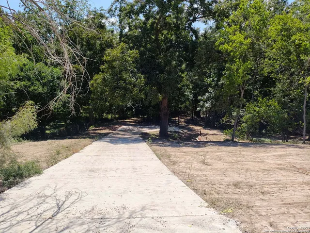a view of backyard space