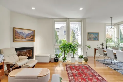 $2,100,000 | 180 Franklin Street, Unit 176, Cambridge, MA 02139