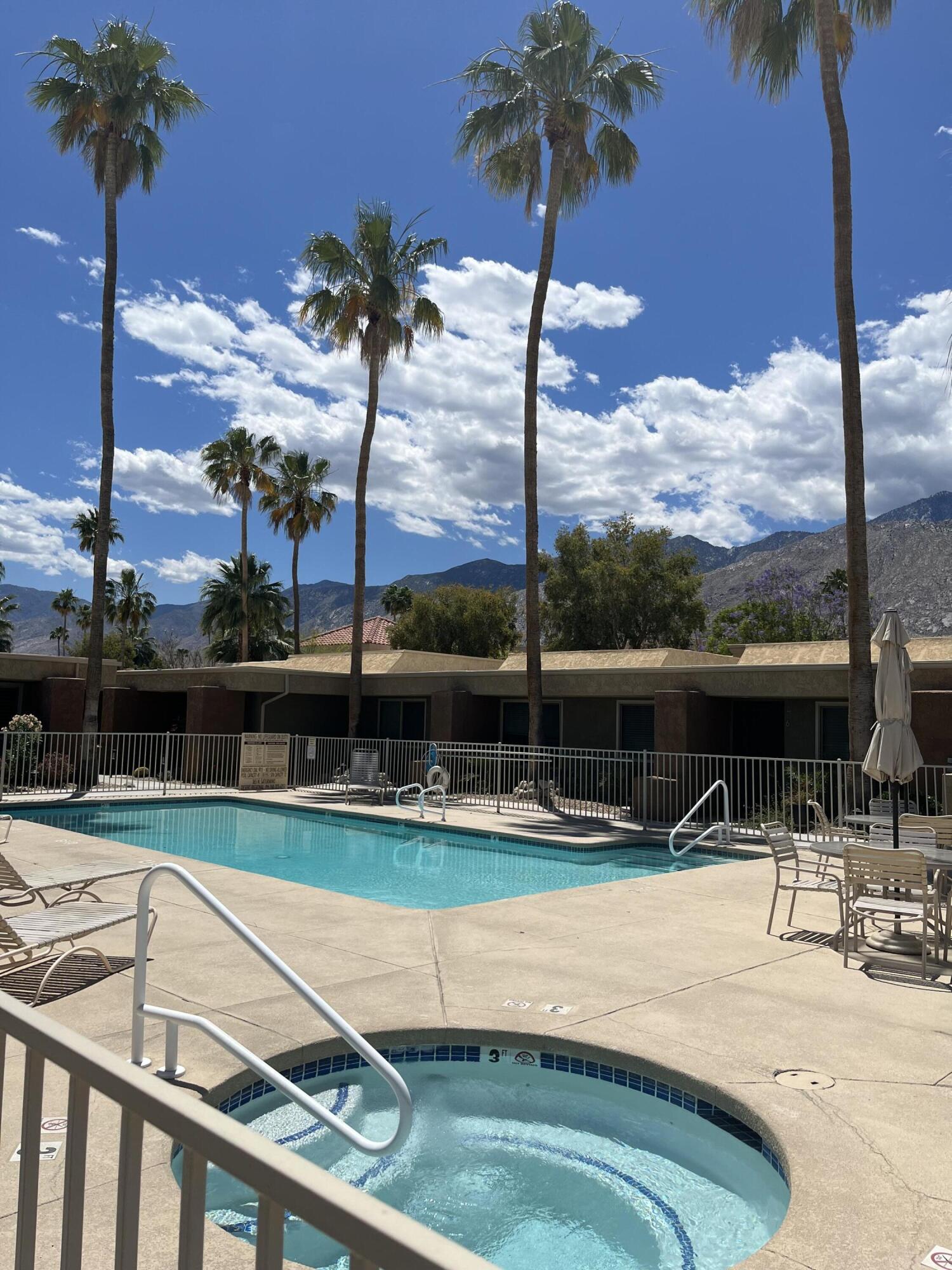 365 North Saturmino Dr Unit 5  