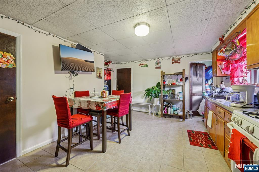 48 Atlantic Street Elizabeth, NJ 07206 - Photo 14 of 22