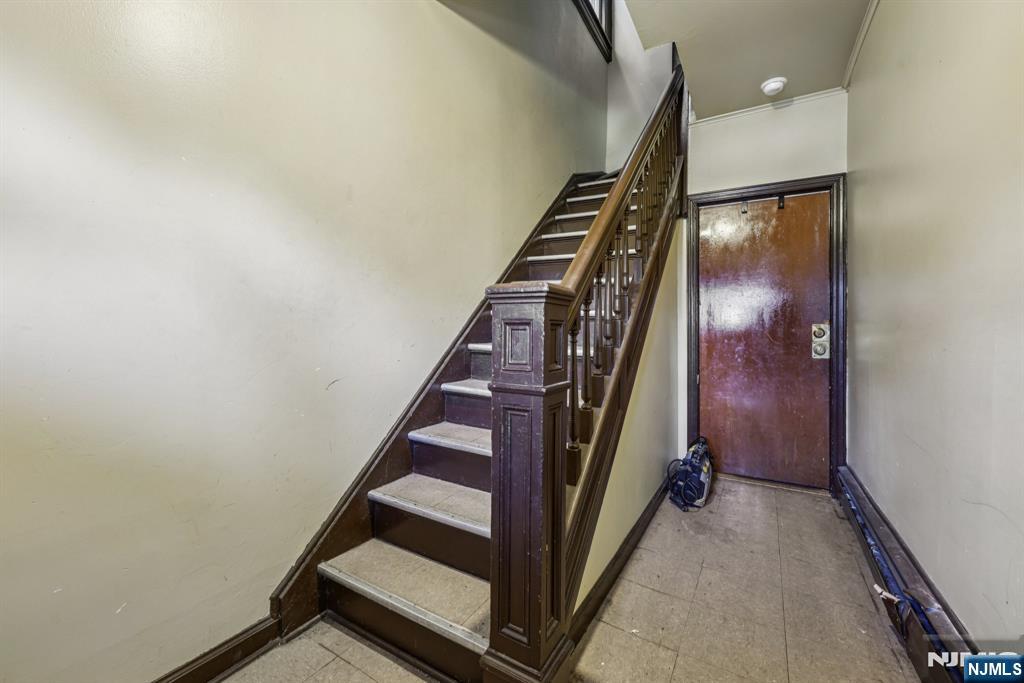 48 Atlantic Street Elizabeth, NJ 07206 - Photo 8 of 22