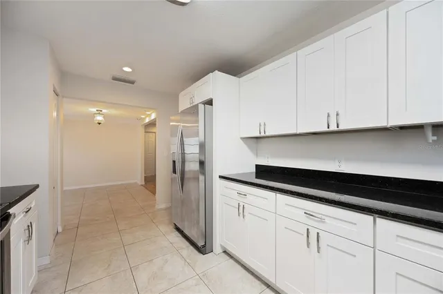 $3,100 | 4148 Lancaster Drive, Sarasota, FL 34241