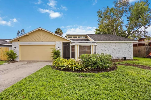 $3,100 | 4148 Lancaster Drive, Sarasota, FL 34241