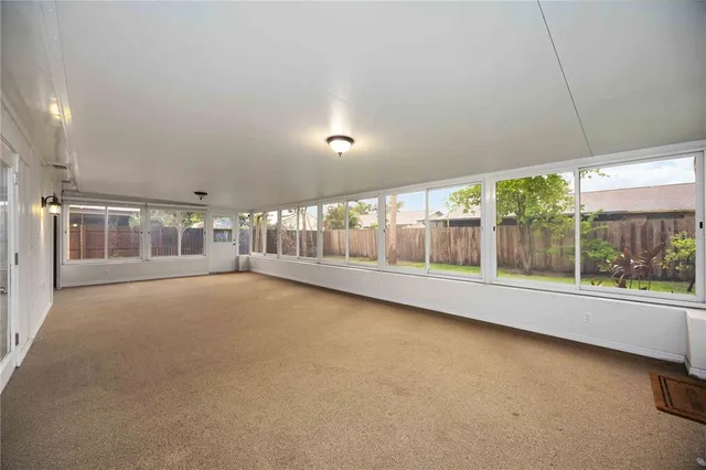 $3,100 | 4148 Lancaster Drive, Sarasota, FL 34241