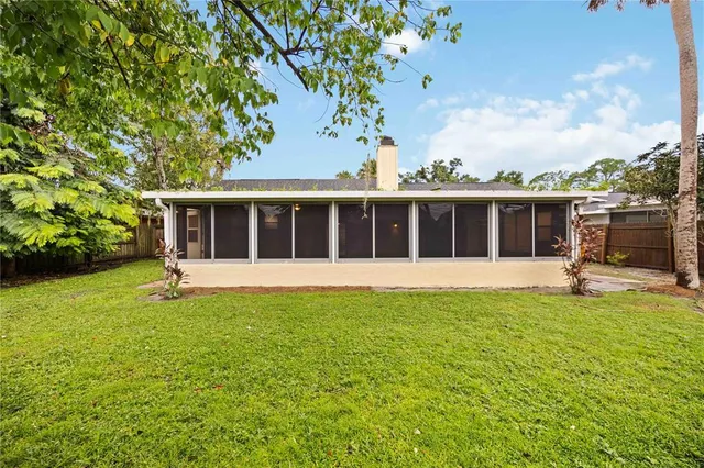 $3,100 | 4148 Lancaster Drive, Sarasota, FL 34241