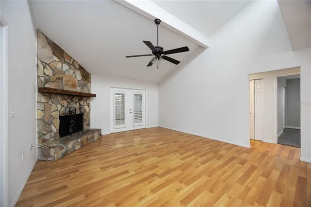 $3,100 | 4148 Lancaster Drive, Sarasota, FL 34241