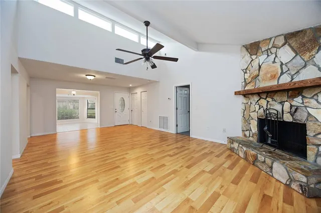 $3,100 | 4148 Lancaster Drive, Sarasota, FL 34241