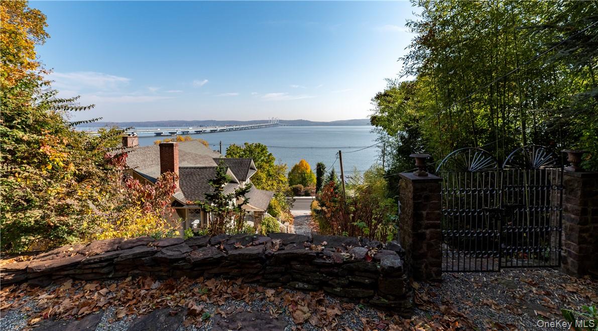 89 River Road Nyack, NY 10960 - Photo 6 of 36