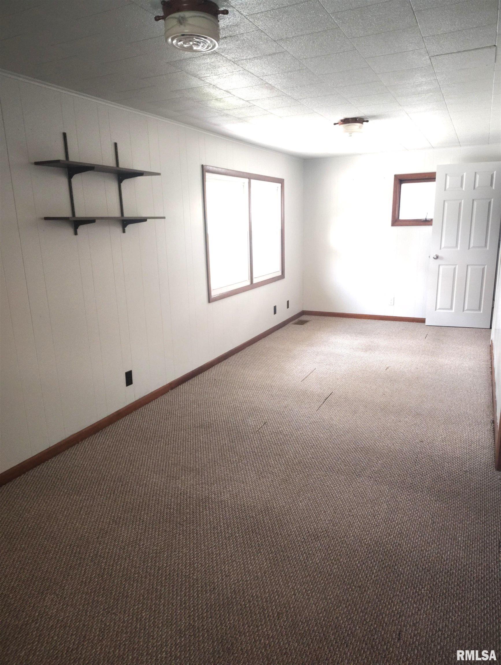 1031 East Olive Street Canton, IL 61520 - Photo 18 of 27