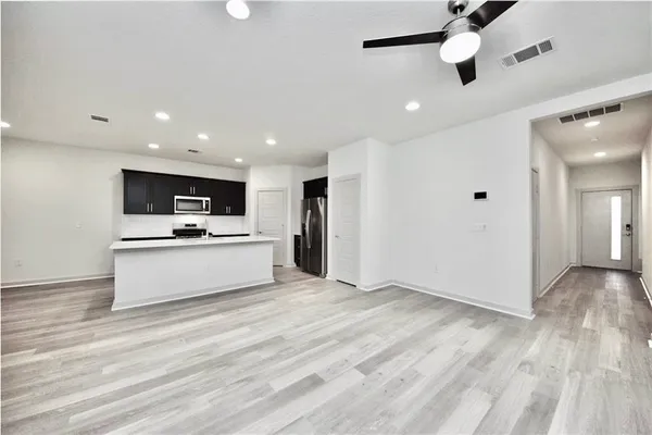$2,195 | 1056 Winnsboro Drive, Round Rock, TX 78664