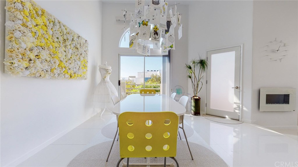 840 North Croft Avenue, Unit PH301 Los Angeles, CA 90069 - Photo 13 of 44