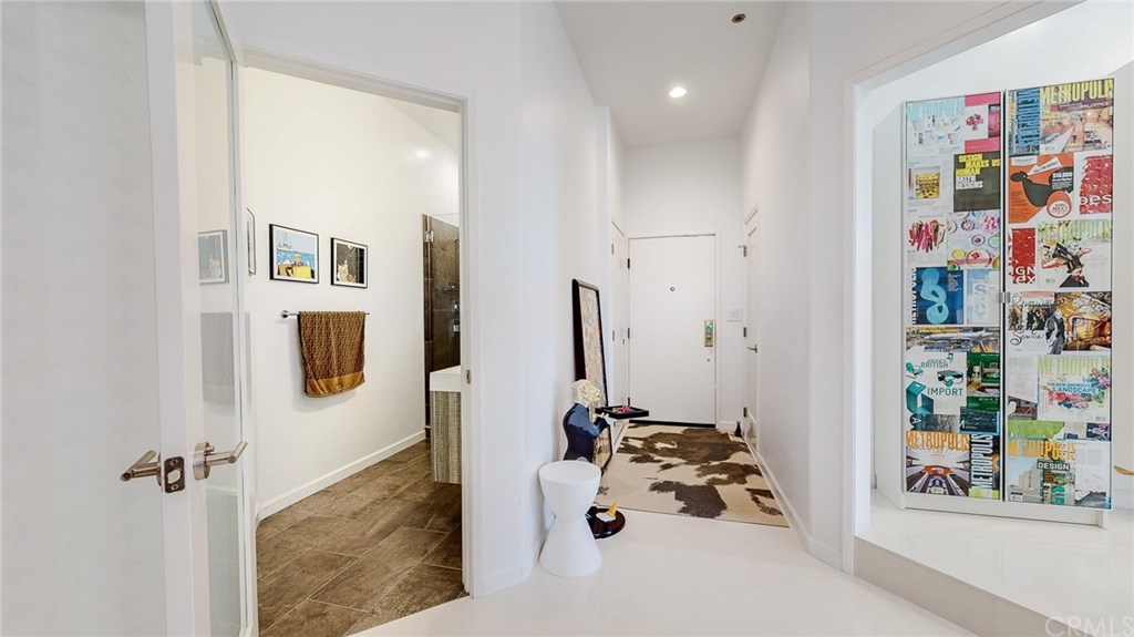 840 North Croft Avenue, Unit PH301 Los Angeles, CA 90069 - Photo 35 of 44