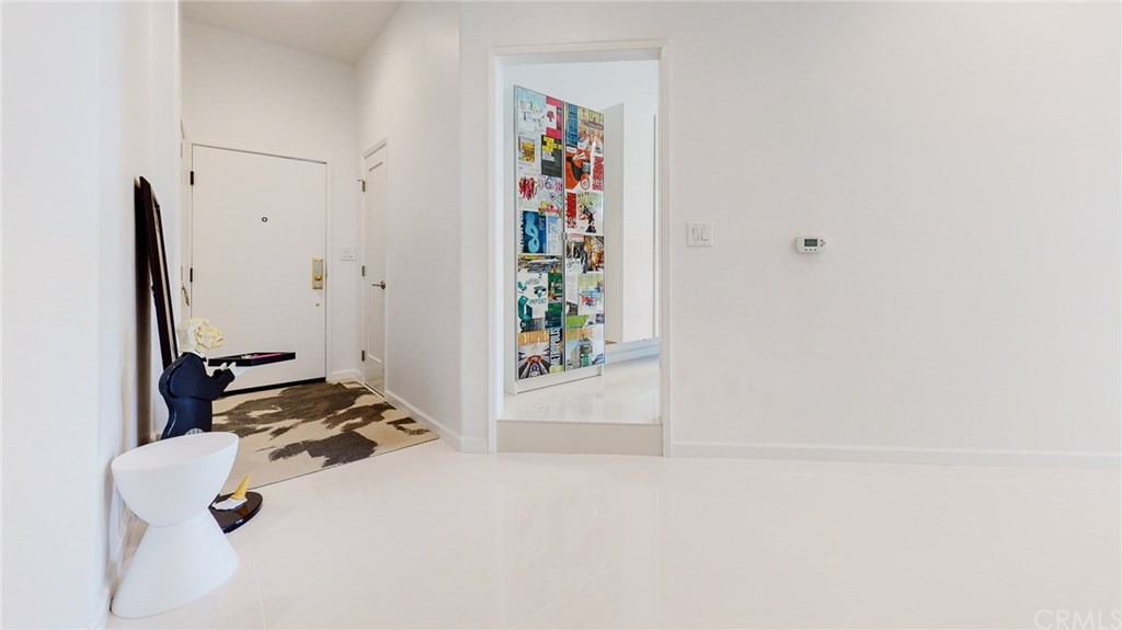 840 North Croft Avenue, Unit PH301 Los Angeles, CA 90069 - Photo 39 of 44