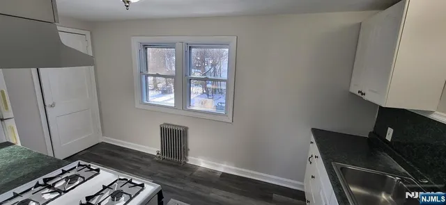 $2,500 | 689 Godwin Avenue, Unit 2, Midland Park, NJ 07432