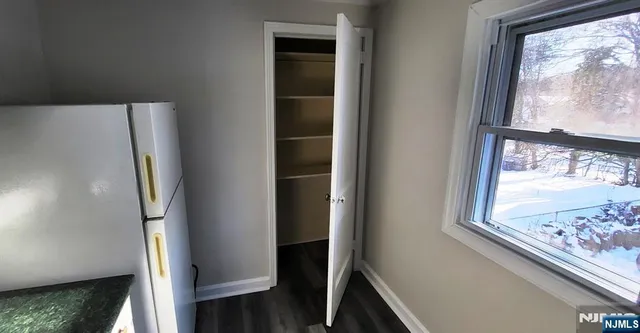 $2,500 | 689 Godwin Avenue, Unit 2, Midland Park, NJ 07432