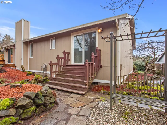 $470,000 | 209 Northeast 112th Street, Vancouver, WA 98685