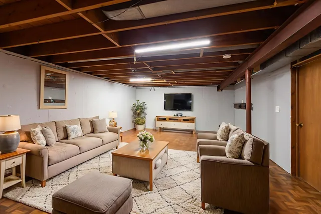 $3,200 | 114 North Forest Avenue, Palatine, IL 60074