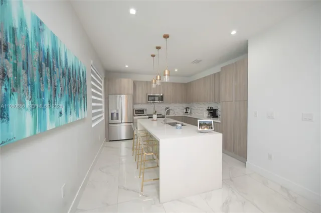 $1,180,000 | 10366 Northwest 68th Terrace, Doral, FL 33178