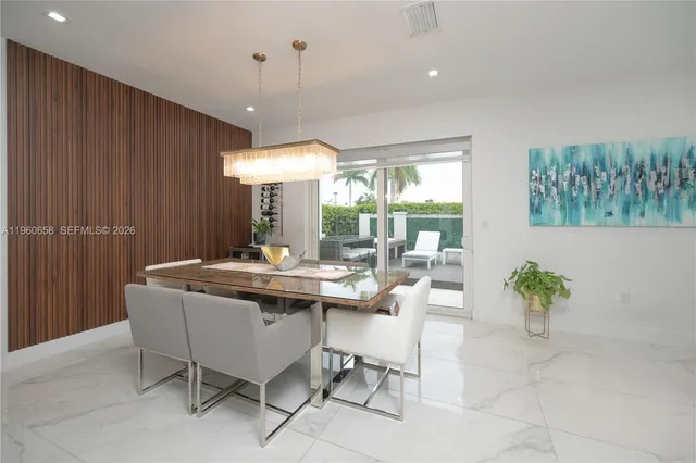 $1,180,000 | 10366 Northwest 68th Terrace, Doral, FL 33178