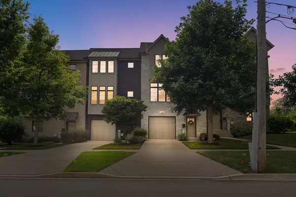 $539,900 | 480 Newton Avenue, Glen Ellyn, IL 60137