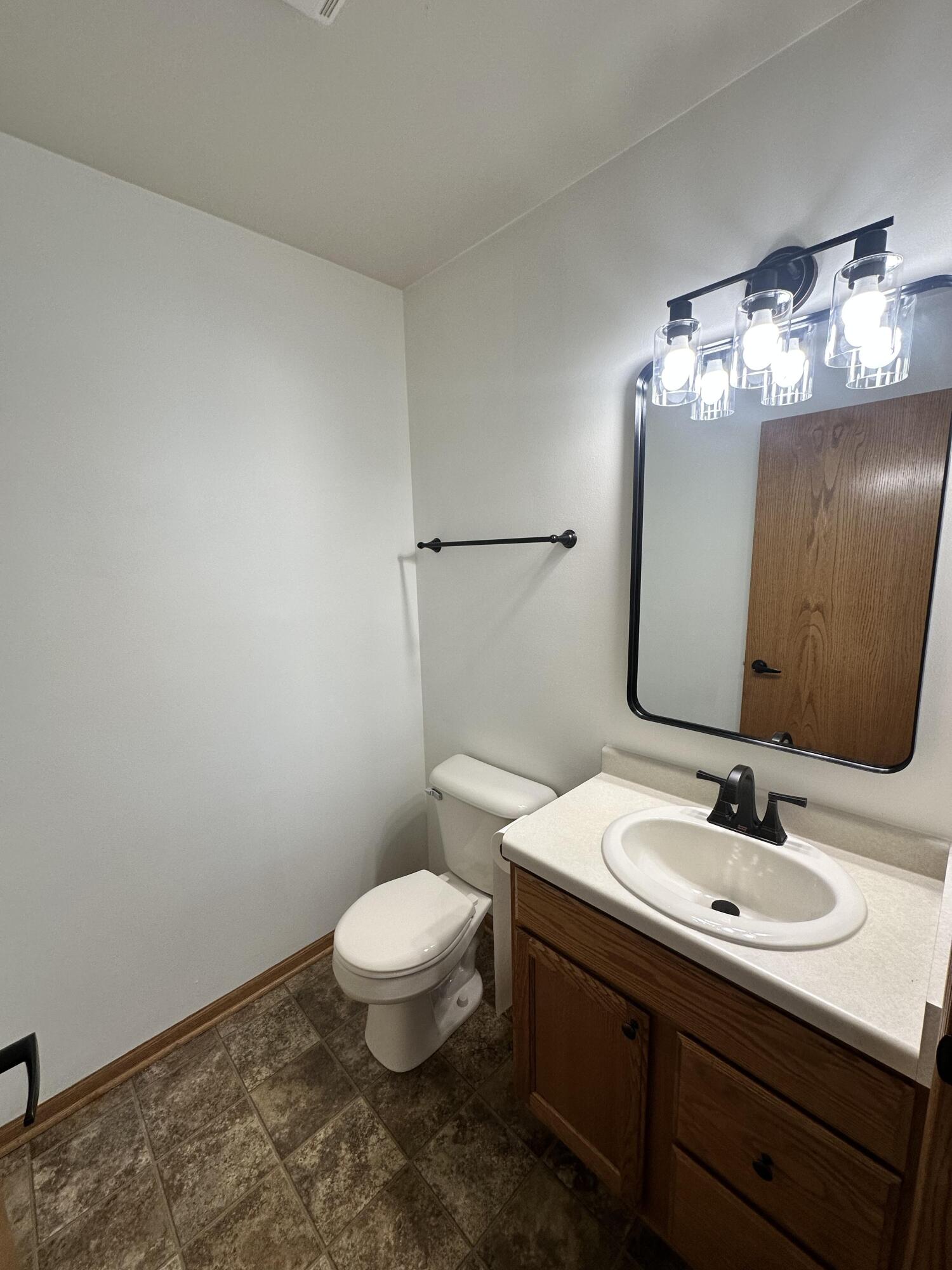 1133 Ellys Way Slinger, WI 53086 - Photo 25 of 35 Robert McCaigue - 1135 - Half Bath