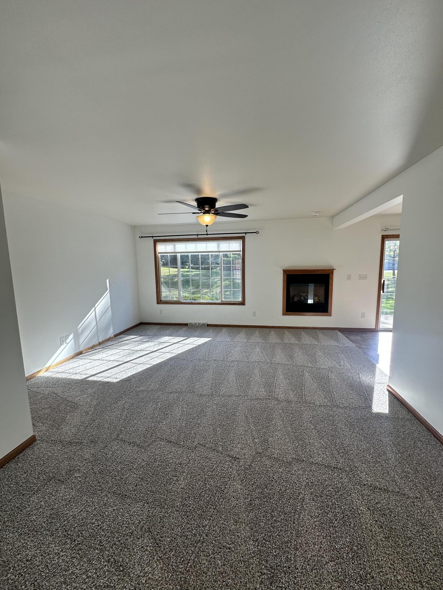 1133 Ellys Way Slinger, WI 53086 - Photo 30 of 35 Robert McCaigue - 1135 - Living Room 3