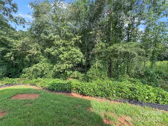 $189,900 | 1074 Lyndsey Brook Court, Lincolnton, NC 28092