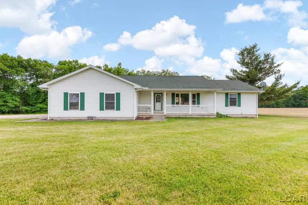 $330,000 | 13525 Lawrence Road, Hudson, MI 49247