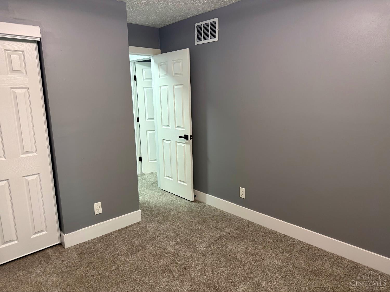3275 Danbury Road Fairfield, OH 45014 - Photo 15 of 32
