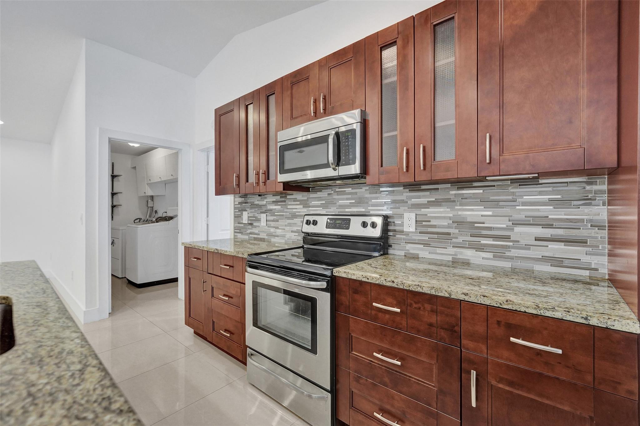 9168 Southwest 20th Street, Unit B Boca Raton, FL 33428 - Photo 3 of 24 Photo 3