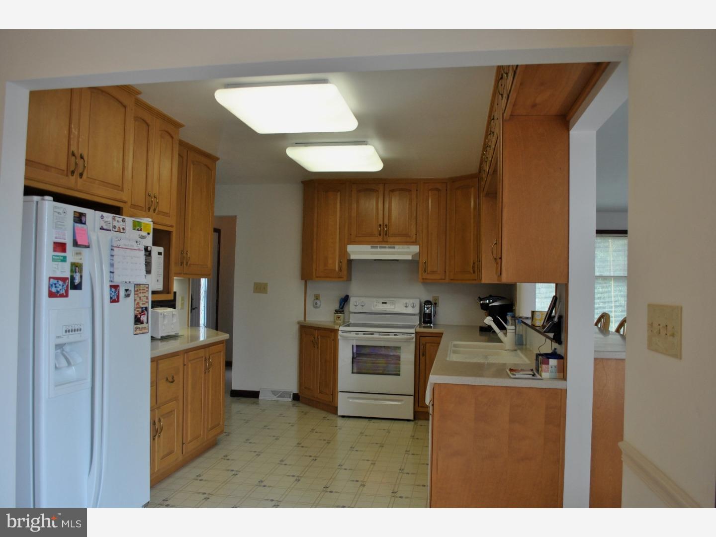 216 Sawmill Road Boyertown, PA 19512 - Photo 4 of 11 Gallery Image 4