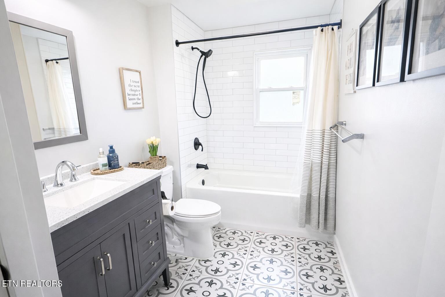 161 Summit Drive Speedwell, TN 37870 - Photo 12 of 20 6B6397F5-8EAA-4EB3-8E0E-361402D6A90B