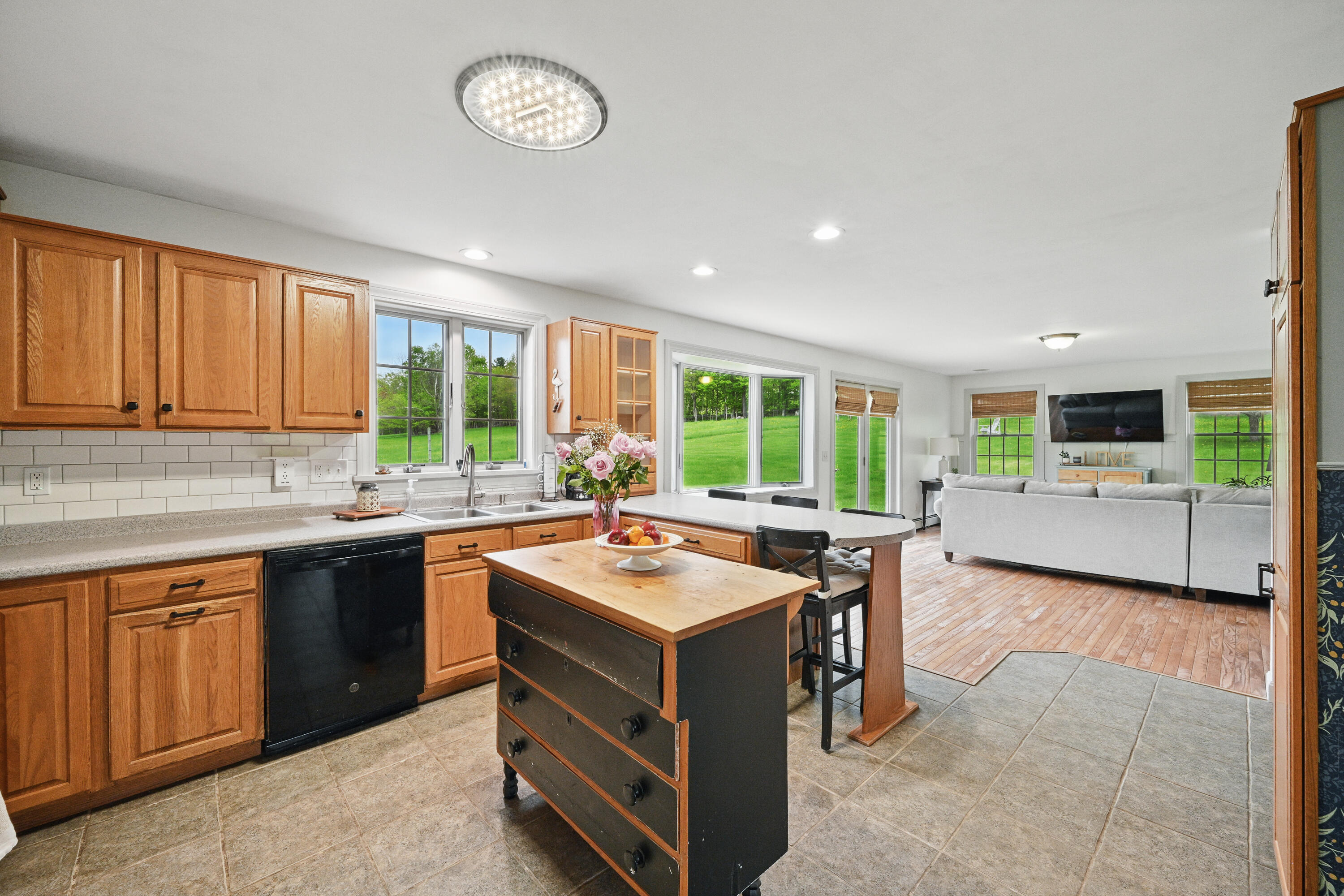 94 Staples Hill Road Canton, ME 04221 - Photo 4 of 46 109964gr-112