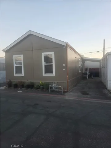 $259,000 | 812 North Loren Avenue, Unit 18, Azusa, CA 91702