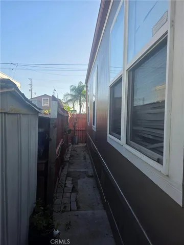 $259,000 | 812 North Loren Avenue, Unit 18, Azusa, CA 91702