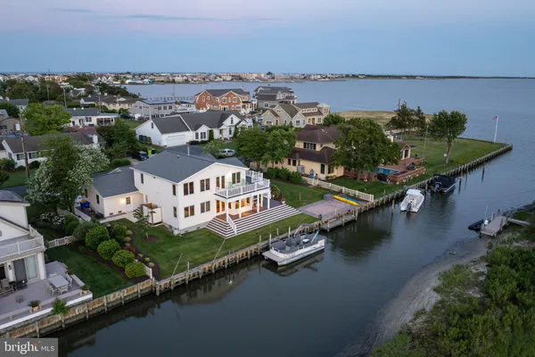 $3,499,900 | 13 Venetian Drive, Rehoboth Beach, DE 19971