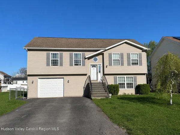 $389,000 | 36 Arthur Avenue, Hudson, NY 12534