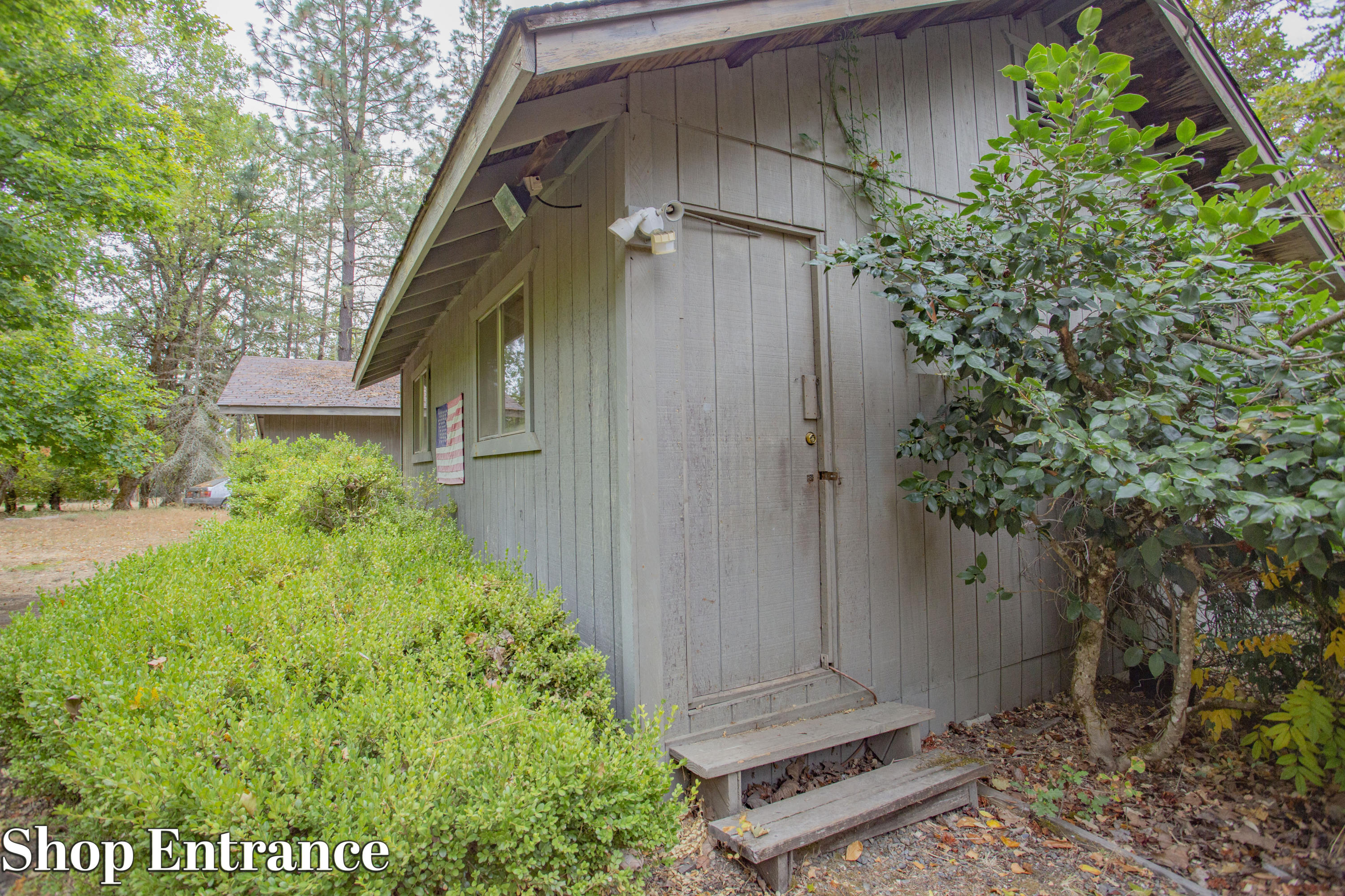 16775 Ford Road Rogue River, OR 97537 - Photo 10 of 35 MLS 10