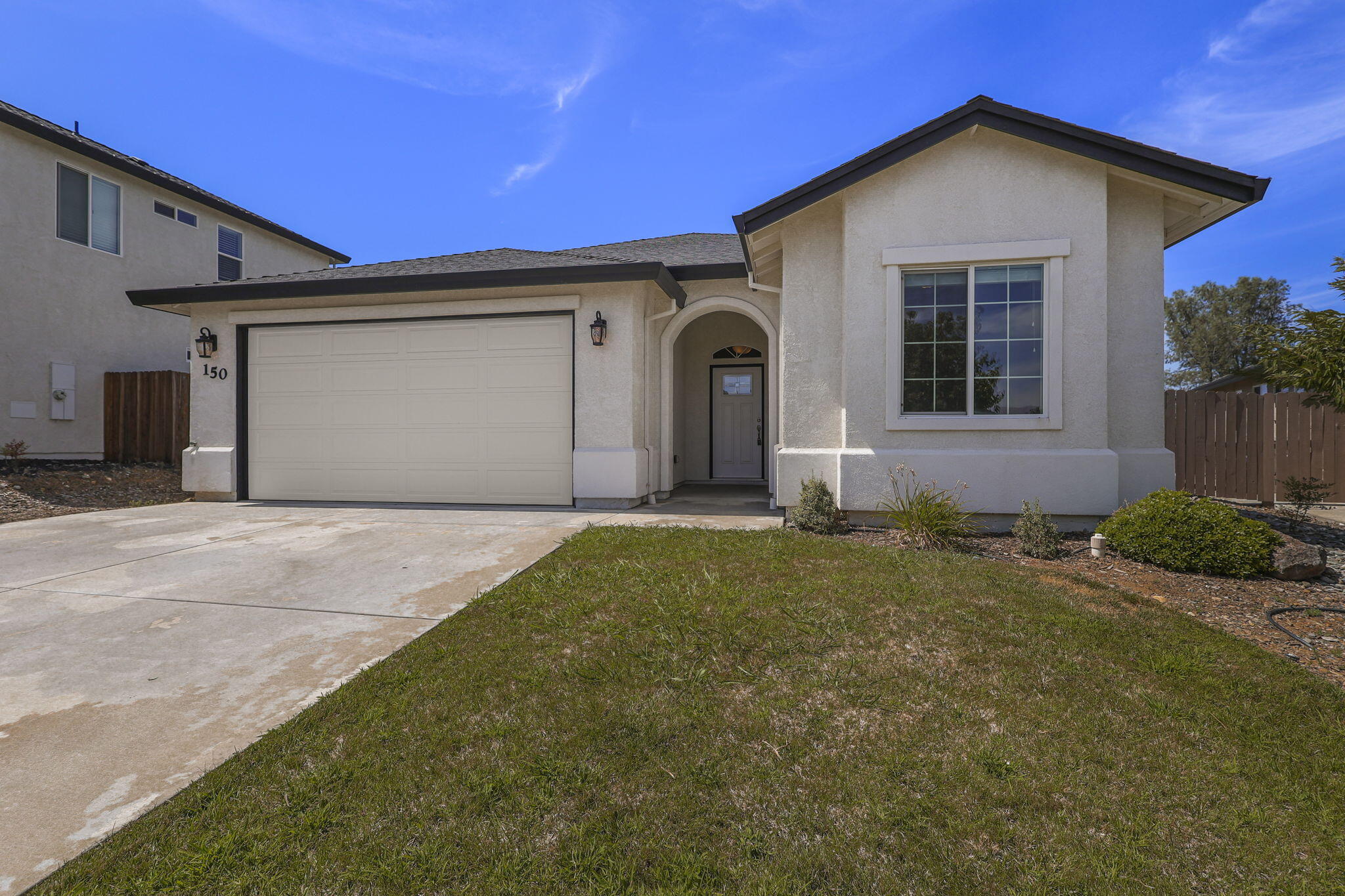 150 Trek Lane Redding, CA 96003 - Photo 1 of 29 Front of House