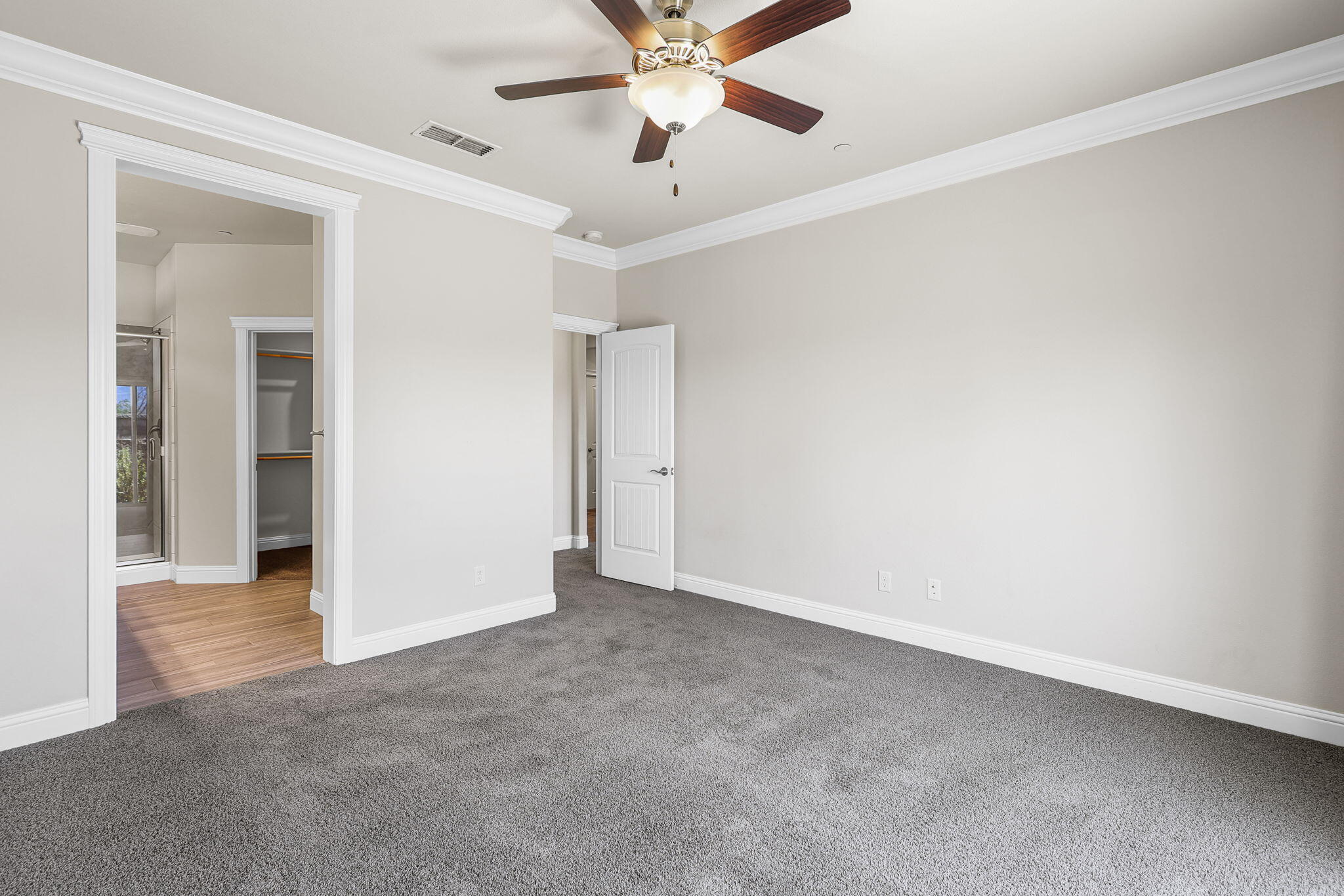 150 Trek Lane Redding, CA 96003 - Photo 12 of 29 Master Bedroom